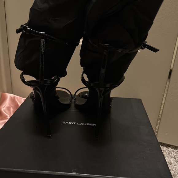 Saint Laurent Black Heels Sleek and Sophisticated - Picture 6 of 11
